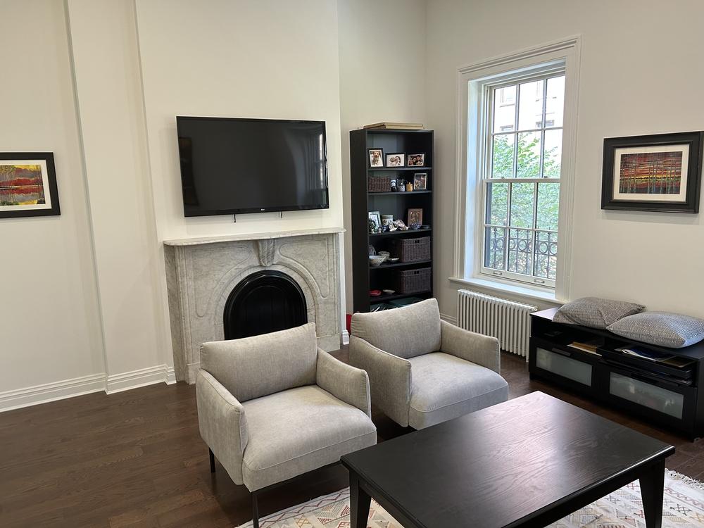 Top Floor Den